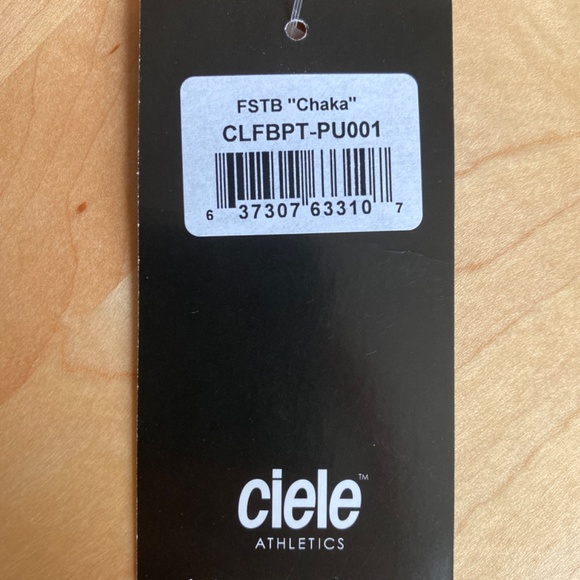 Ciele FST Beanie “Chaka” New with tags - Picture 5 of 5